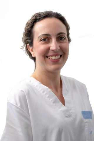 Dra. Ana da Ponte, Médica Dentista
